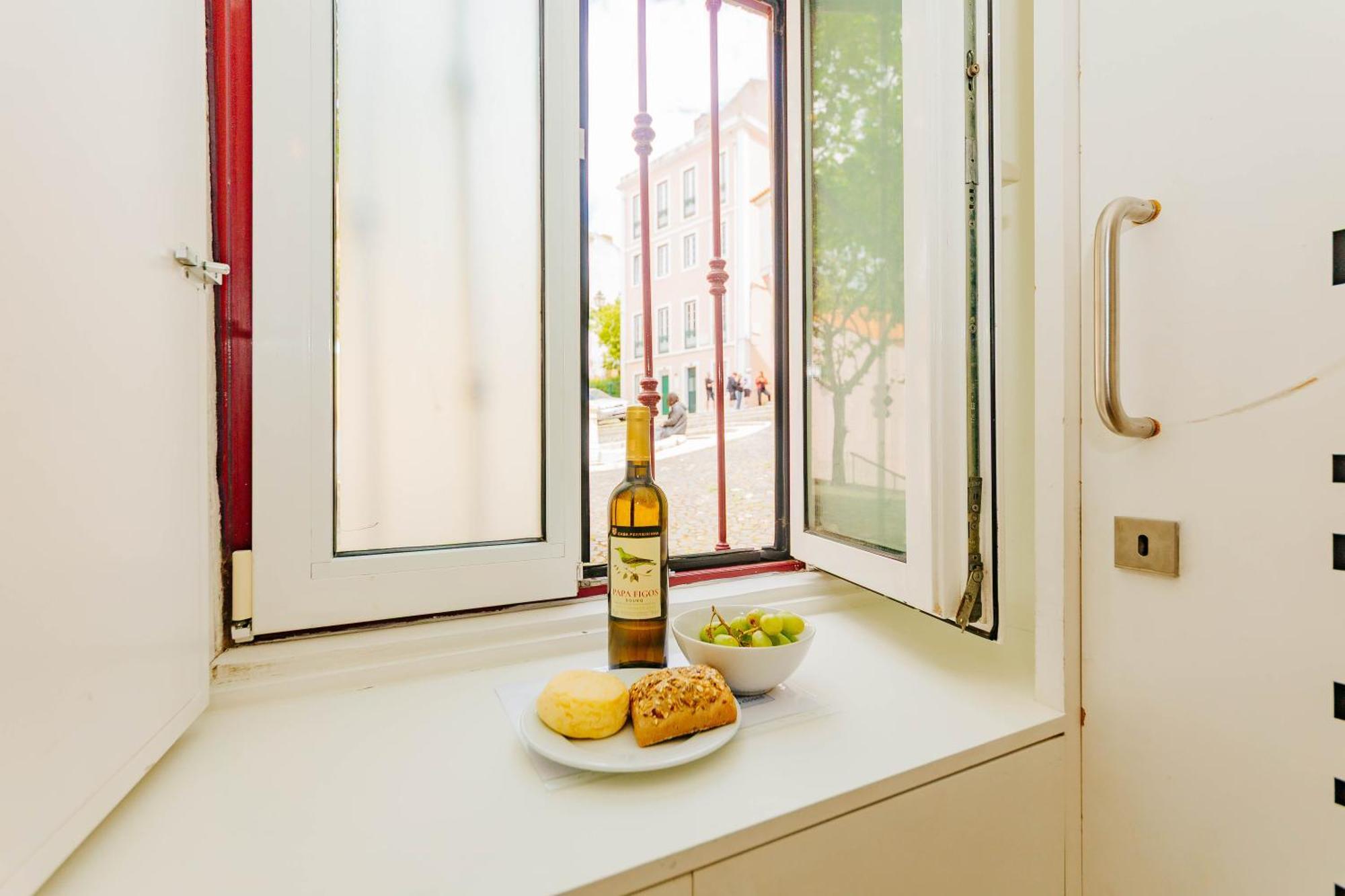 Rent4Rest Lisbon Downtown Tiny Studio Apartments Экстерьер фото