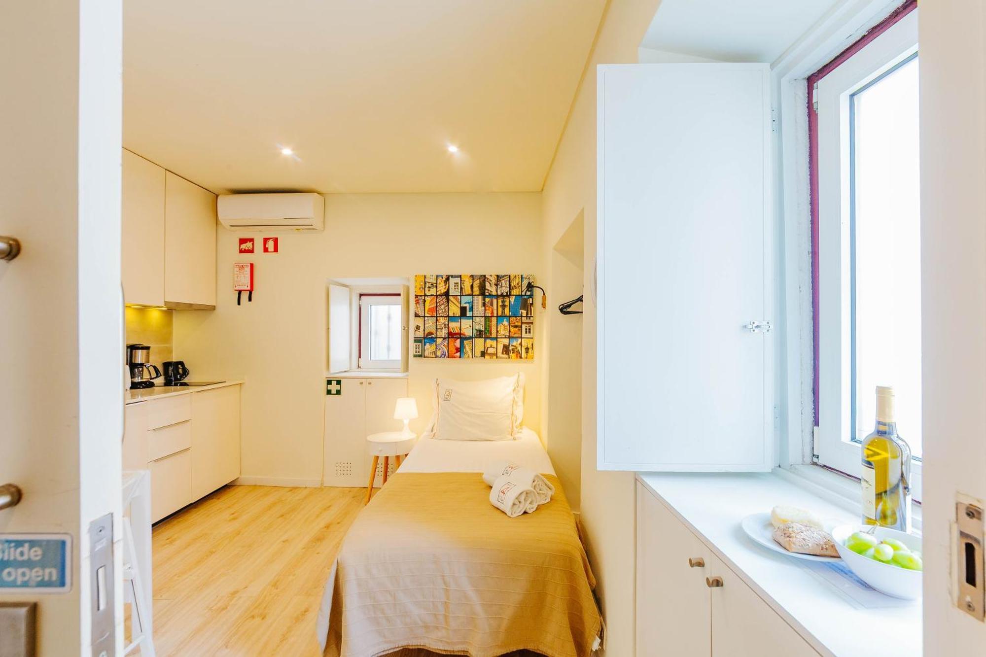 Rent4Rest Lisbon Downtown Tiny Studio Apartments Экстерьер фото