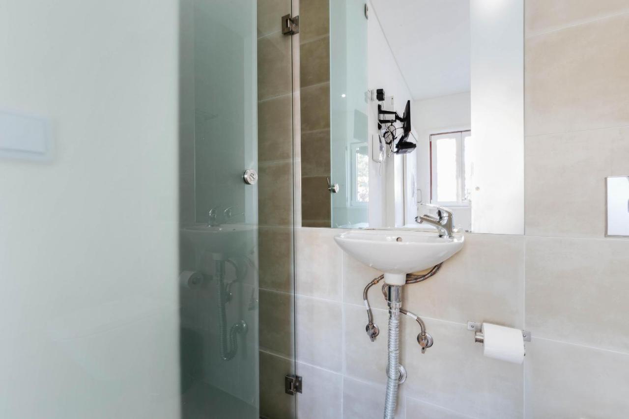 Rent4Rest Lisbon Downtown Tiny Studio Apartments Экстерьер фото