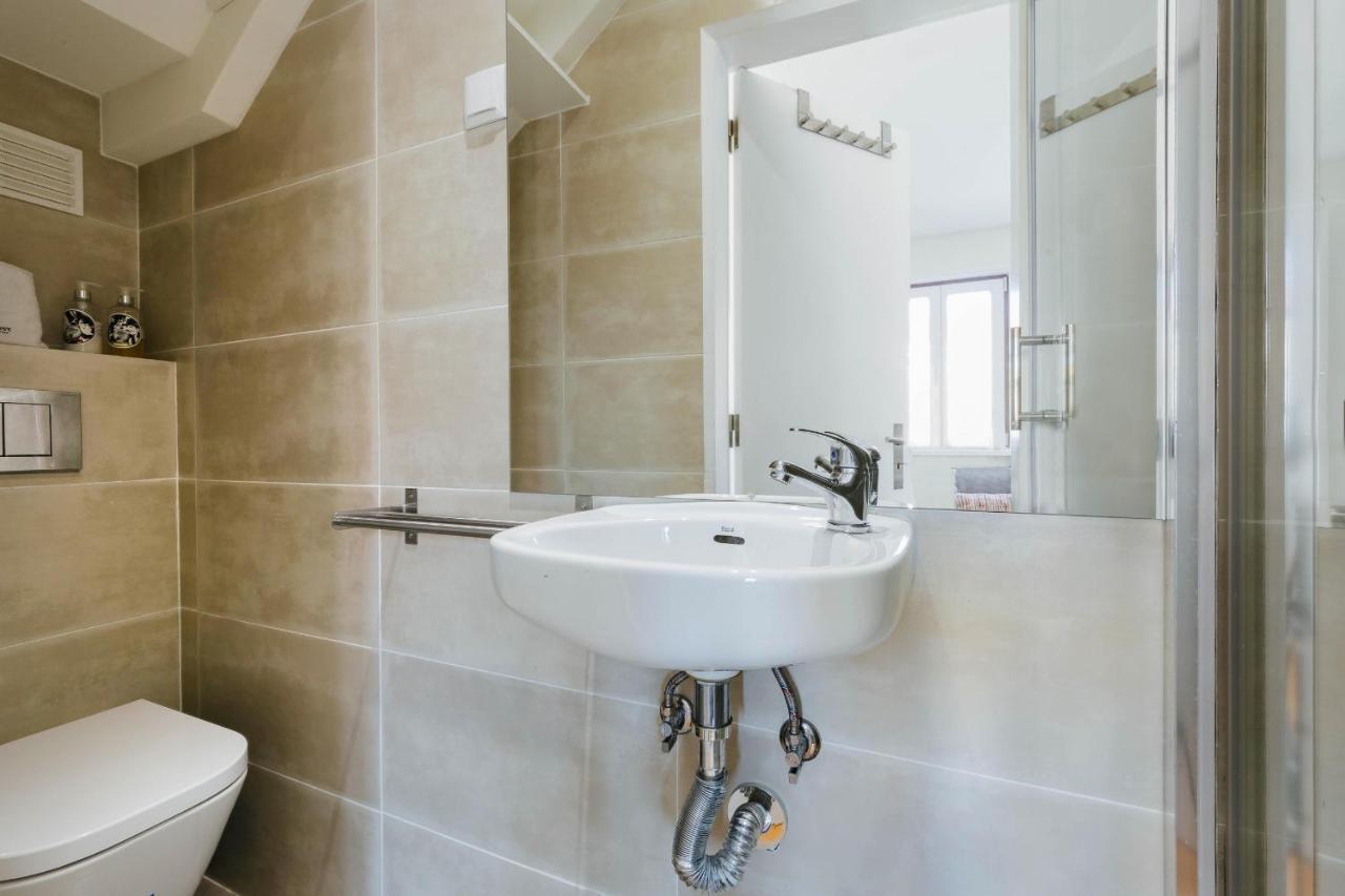 Rent4Rest Lisbon Downtown Tiny Studio Apartments Экстерьер фото